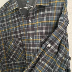 Men’s long sleeve Kuhl shirt